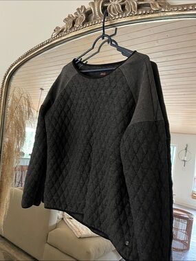 Jag Jeans Black Quilted Crewneck Sweatshirt